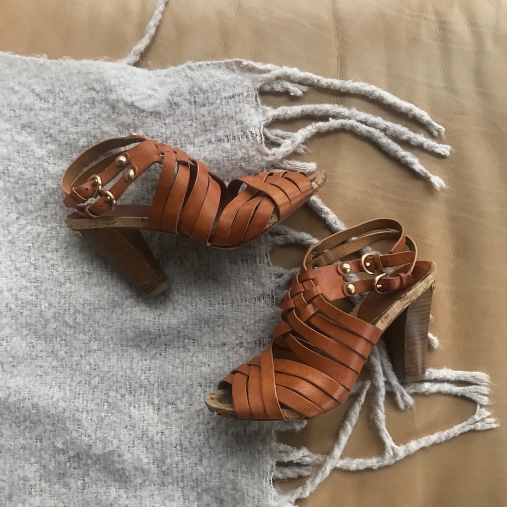 Coach Brown woven leather heels size 8 - Picture 1 of 6